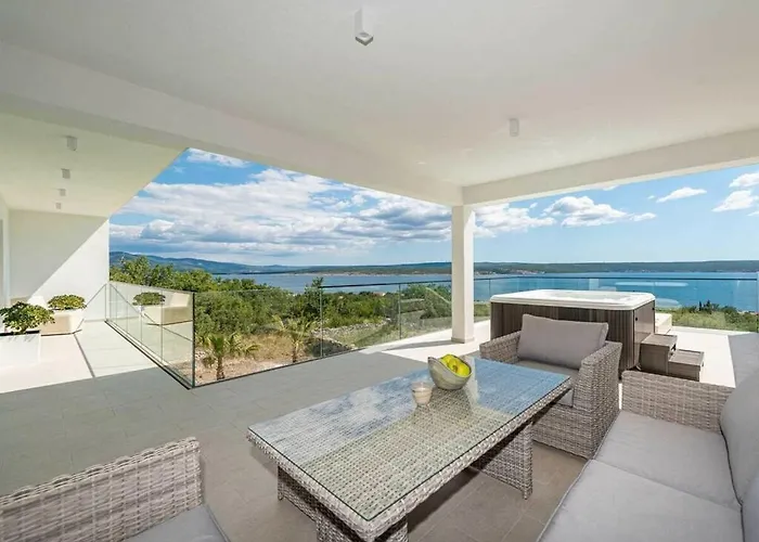 Vila Luxury Michele With Heated Pool *