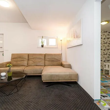 Luxury Michele With Heated Pool Jasenice (Zadar)